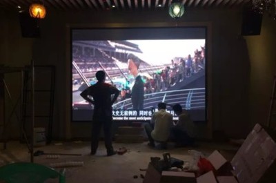 室内单色LED显示屏3