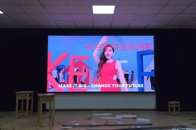 室内双基色LED显示屏2